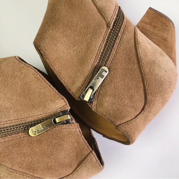 Belle by Sigerson Morrison Yoko Suede Booties - Picture 15 of 16